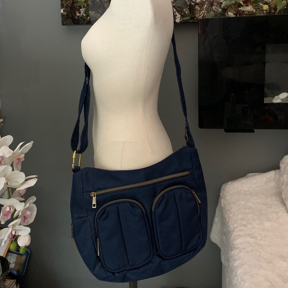 Travelon Crossbody Bag with tag
